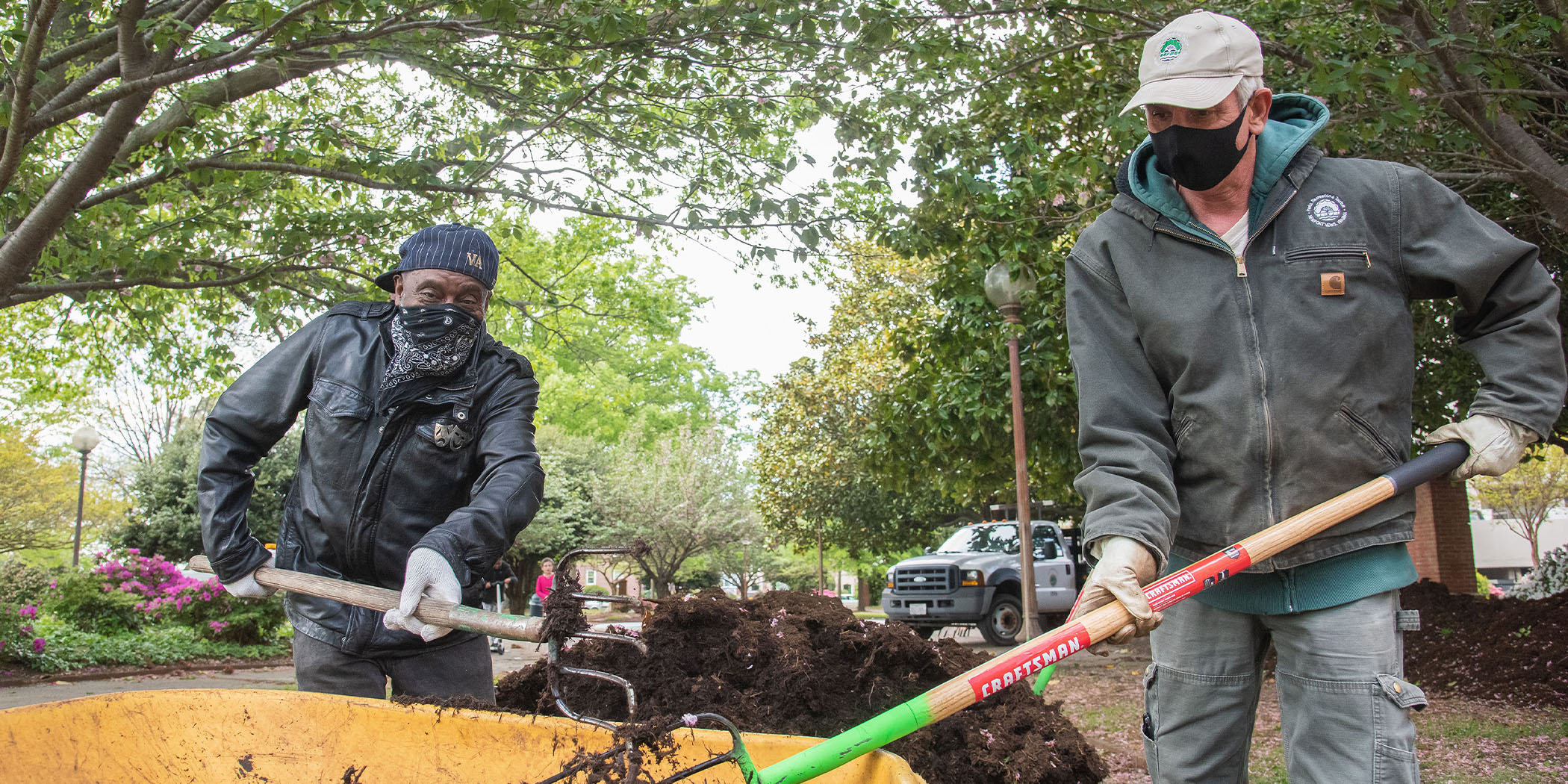 Earth Day Clean Up - NNS TO GO