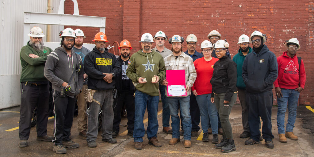 Foundry Women’s Council Award Honors Late Shipbuilder - NNS TO GO